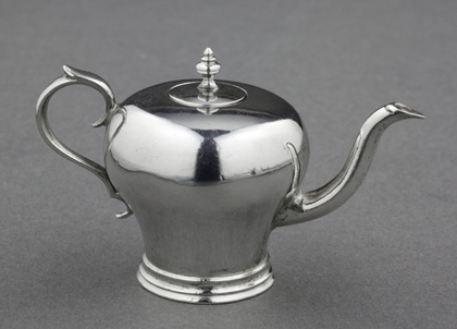 18th Century Dutch Miniature Silver Teapot - Johannes van Geffen